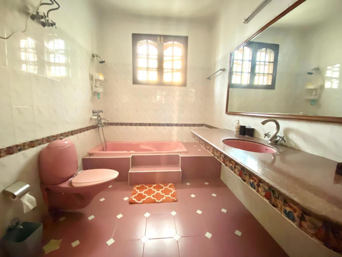 Roshani Pool Villa Gurgaon - 7Br #Privatepool #Villa #Bungalow #Garden #Staycation 外观 照片